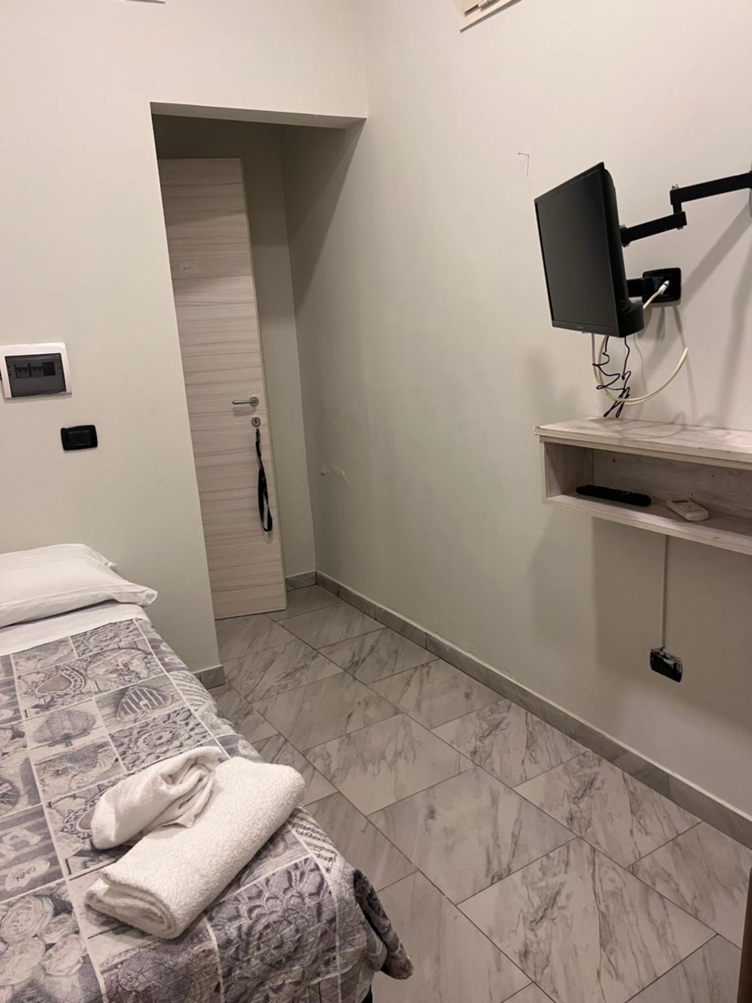 Oceania Hotels Napoli ภายนอก รูปภาพ