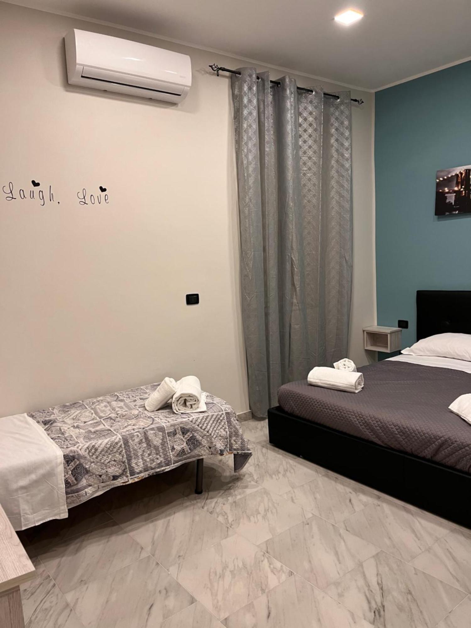 Oceania Hotels Napoli ภายนอก รูปภาพ