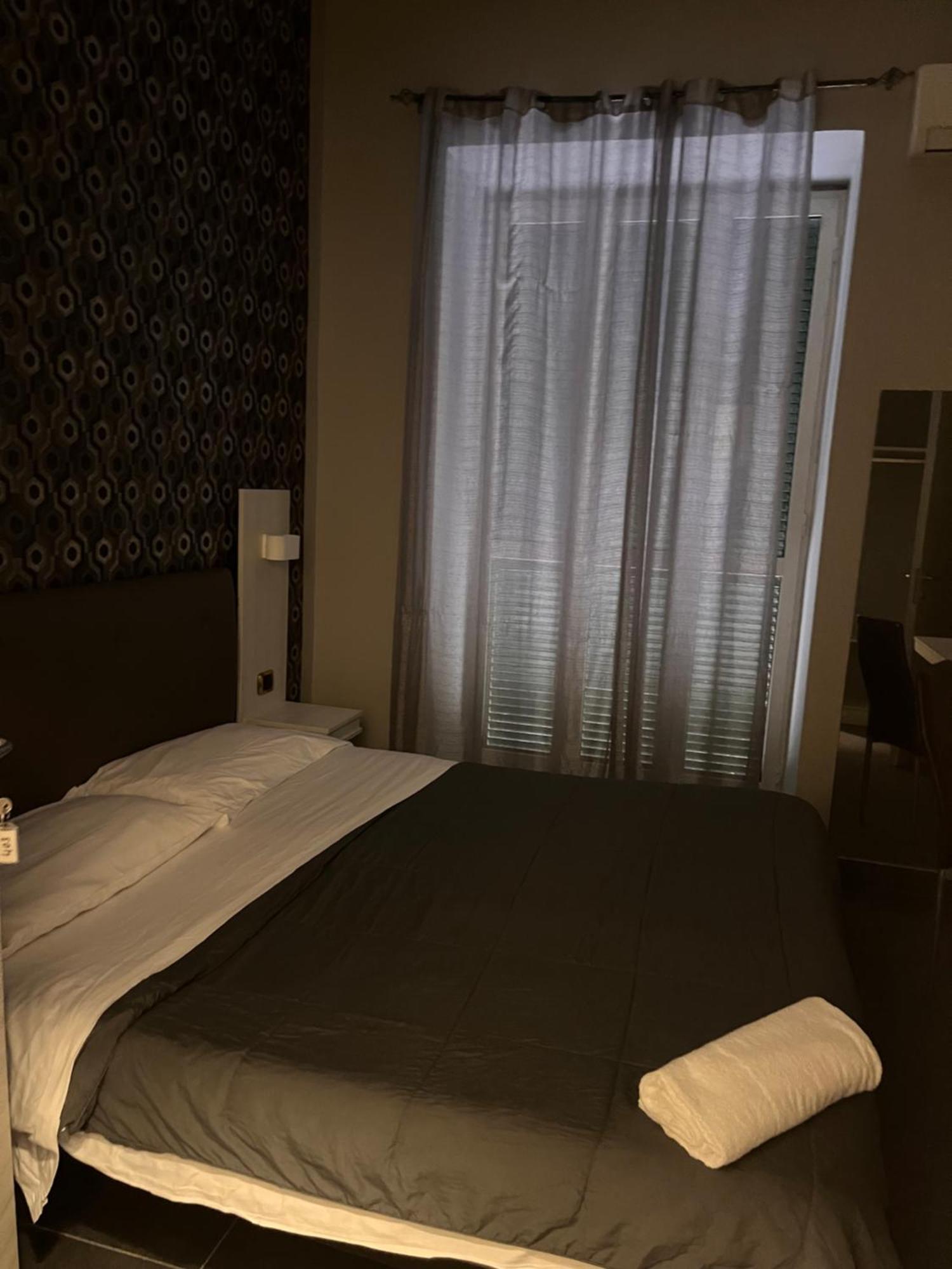 Oceania Hotels Napoli ภายนอก รูปภาพ