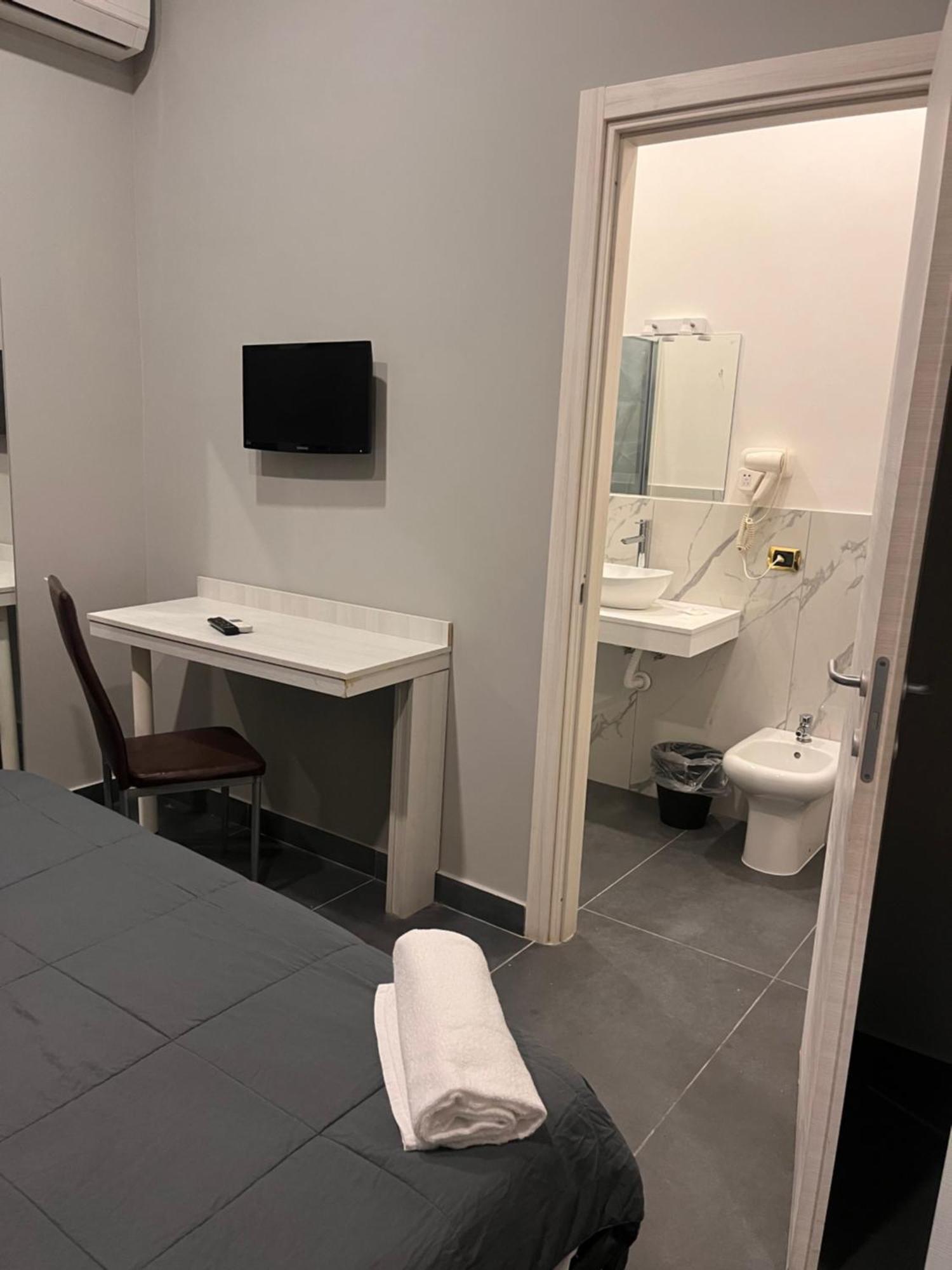 Oceania Hotels Napoli ภายนอก รูปภาพ