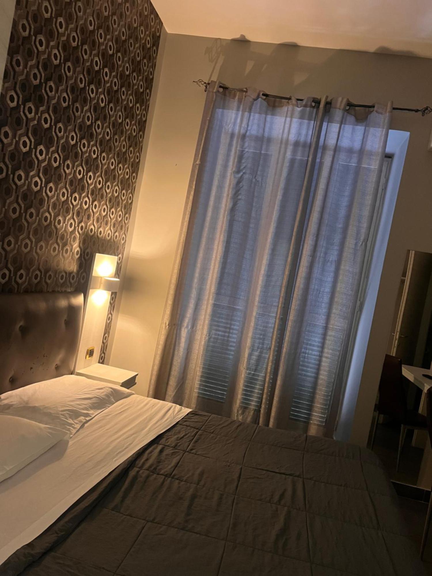 Oceania Hotels Napoli ภายนอก รูปภาพ